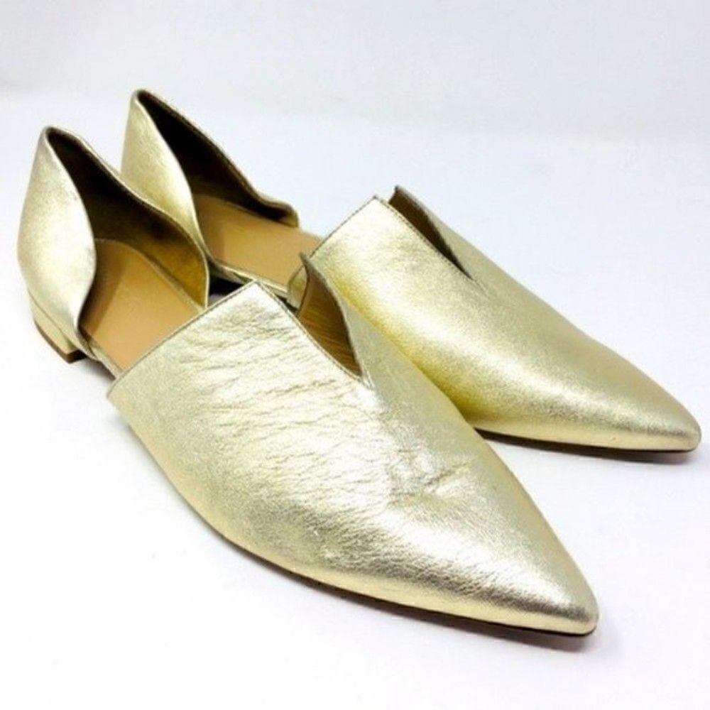 Vince Darlington womans pointed toe leather flats 11M BoxB metallic Gold